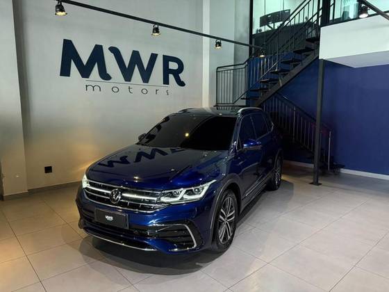 VOLKSWAGEN TIGUAN 2.0 300 TSI GASOLINA ALLSPACE R-LINE AUTOMÁTICO VOLKSWAGEN TIGUAN 2.0 300 TSI GASOLINA ALLSPACE R-LINE AUTOMÁTICO